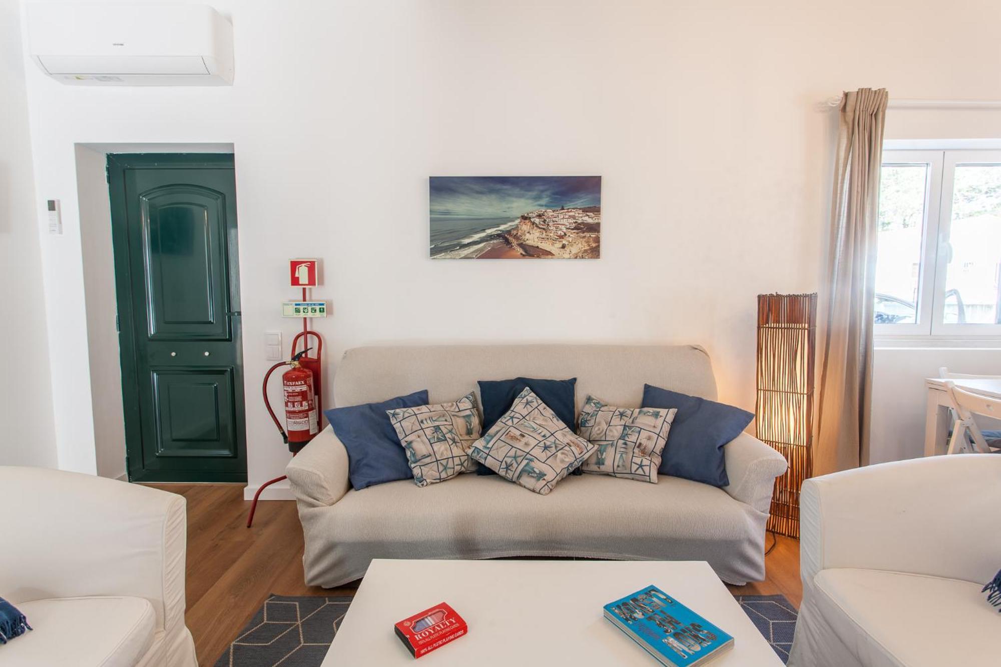 Ocean, Pines And Mountain - Renovated February 2025 - Ac Villa Colares Exterior photo